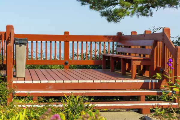 Cost of Redwood Deck Construction in Leesburg