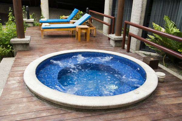 Cost of Hot Tub Deck Construction in Leesburg