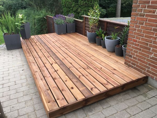 Cost of Platform Deck Installation in Leesburg