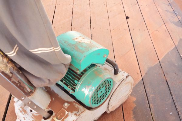 Cost of Cedar Deck Sanding in Leesburg